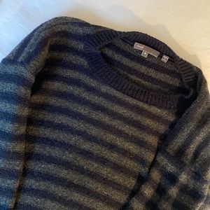 VINCE cozy sweater